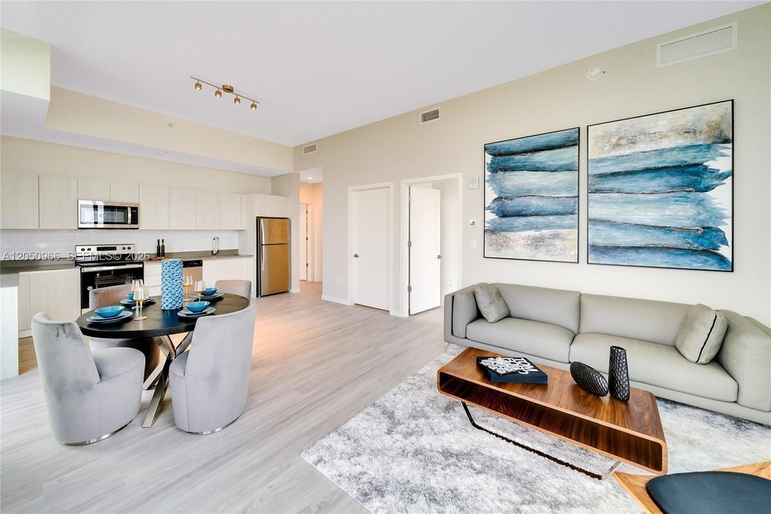 Hollywood, Florida, United States 1 - 18415163