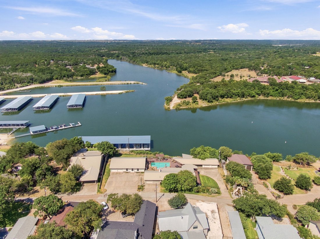 House in Clifton, Texas, United States 5 - 18409037
