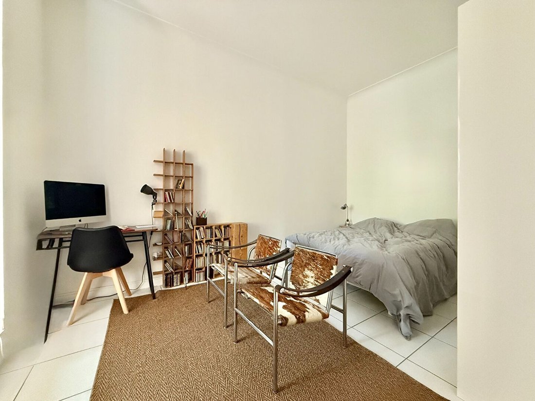 Apartment in Bonneveine, 8e Arrondissement, Marseille 5 - 18406030