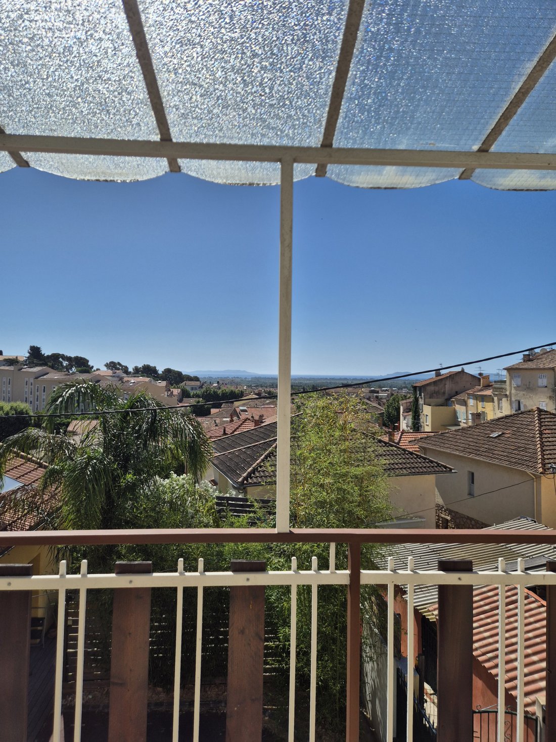 House in Hyeres, Provence-Alpes-Côte d'Azur, France 3 - 18064023