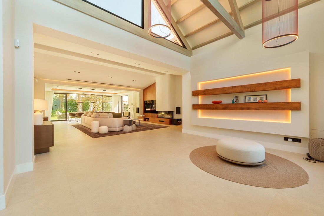 Villa in Puerto Banus, Marbella, Spain 2 - 18411932