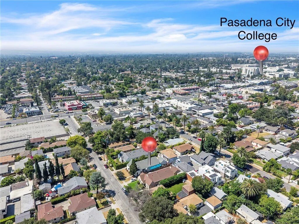Townhouse in Altadena, California, United States 3 - 17135672
