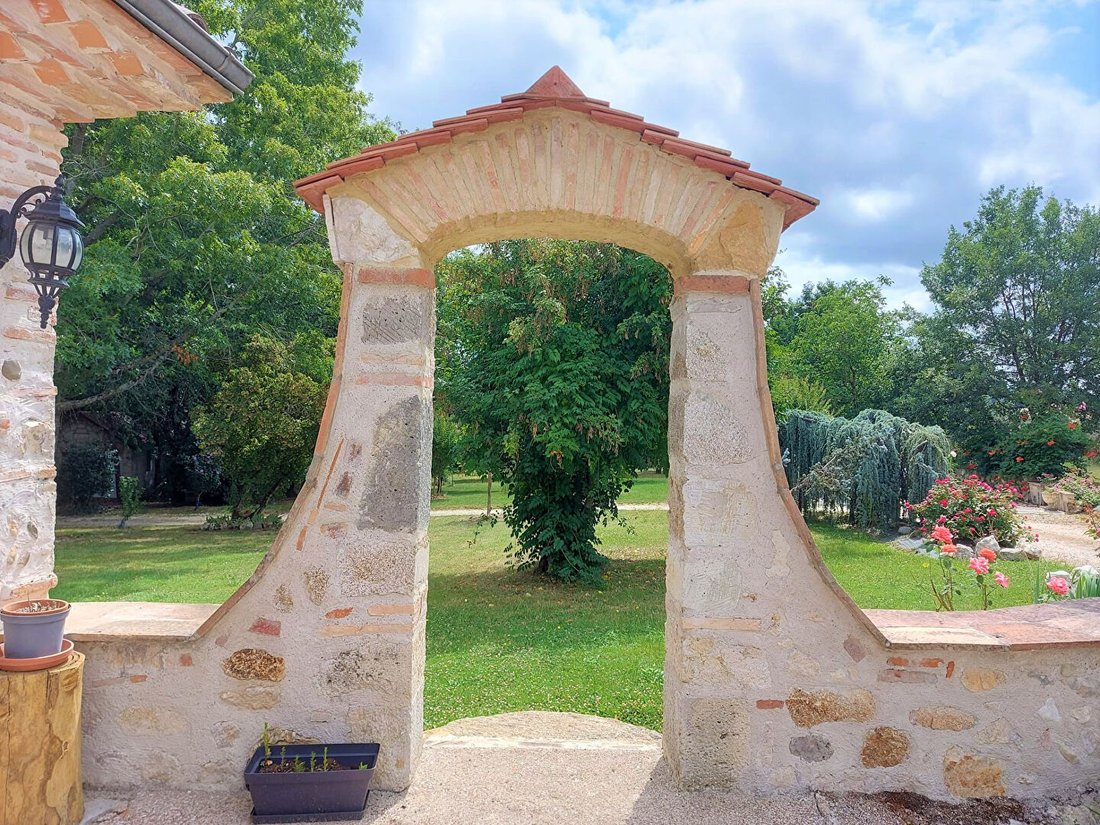 Villa in Layrac, Nouvelle-Aquitaine, France 3 - 18405401