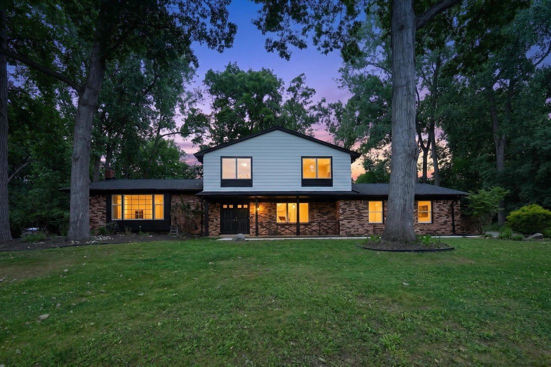 House in Orchard Lake Village, Michigan, United States 1 - 18406127