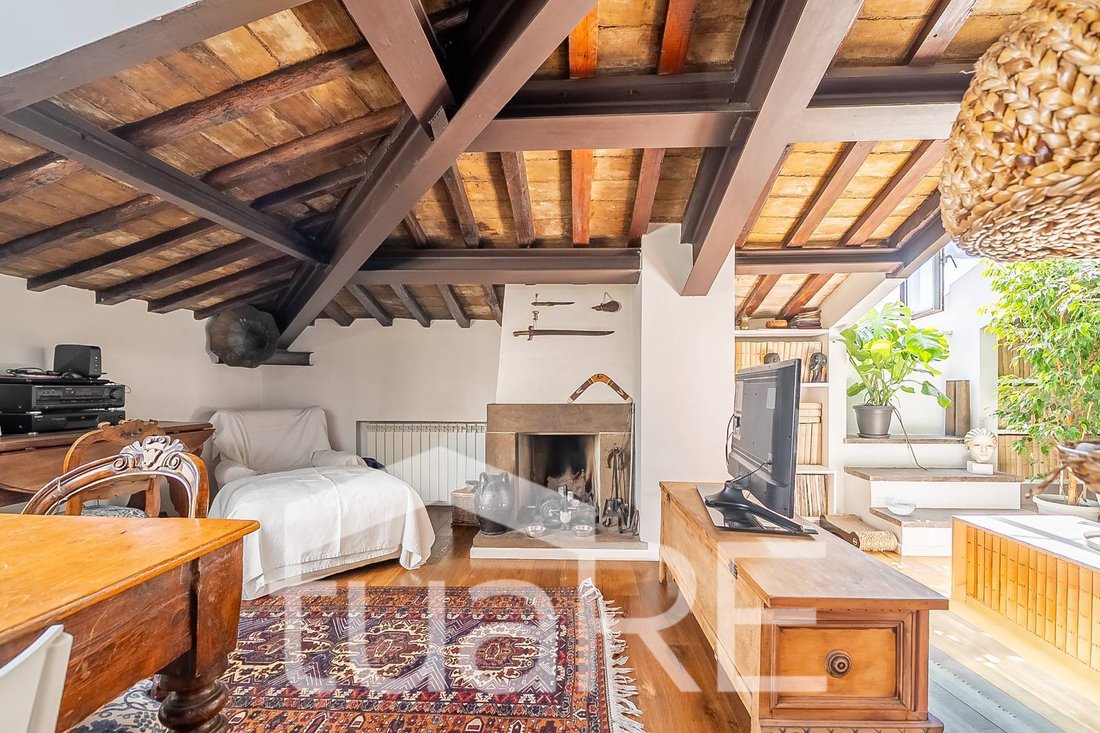 Apartment in Trastevere, Rome, Italy 2 - 18410265