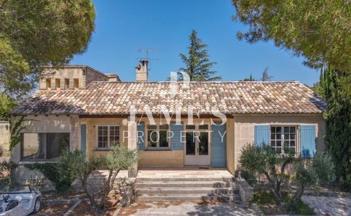 House in Fontvieille, Provence-Alpes-Côte d'Azur, France 1