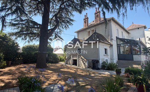 House in La Choletière, Cholet, France 1