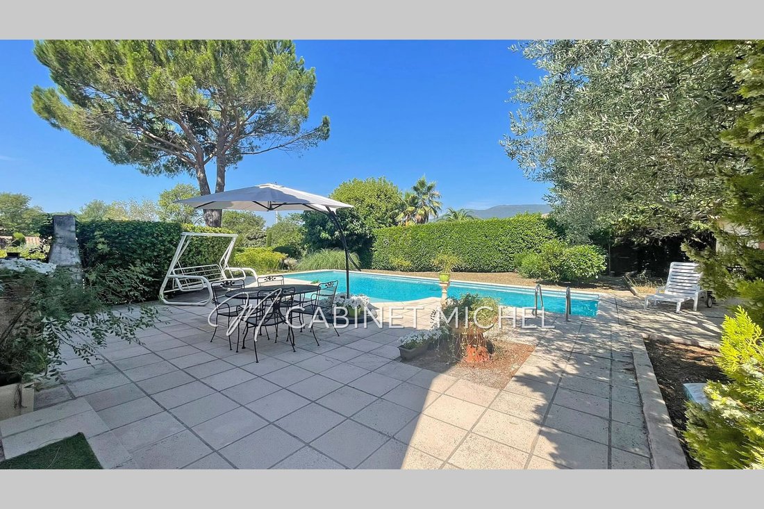 Villa in Le Rouret, Provence-Alpes-Côte d'Azur, France 1 - 18411873