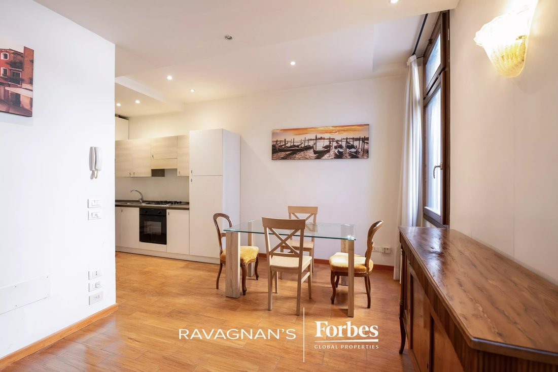 Apartment in San Marco, Venice, Italy 3 - 18404843