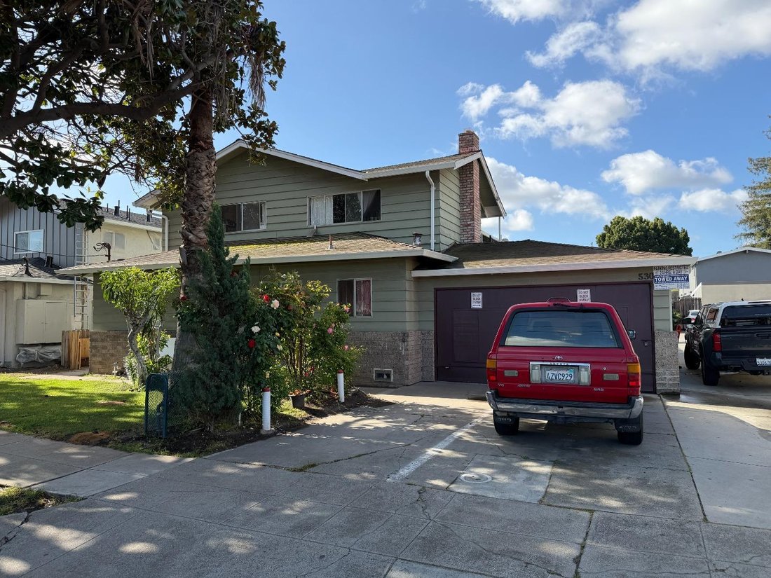 Sunnyvale, California, United States 4 - 18407589