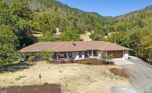 House in Talent, Oregon, United States 1