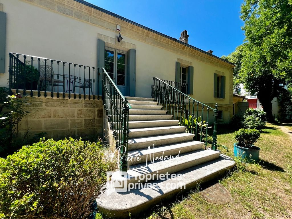Villa in Libourne, Nouvelle-Aquitaine, France 4 - 18405526