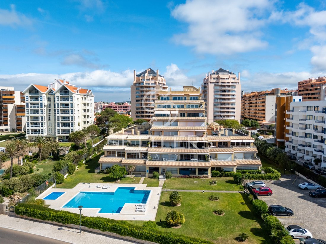 Apartment in Cascais e Estoril, Lisbon, Portugal 1 - 18404885