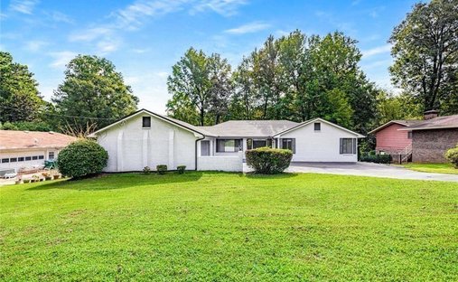 House in Lilburn, Georgia, United States 1