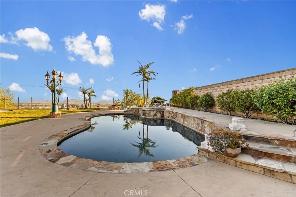 House in Rancho Cucamonga, California, United States 5 - 17487464