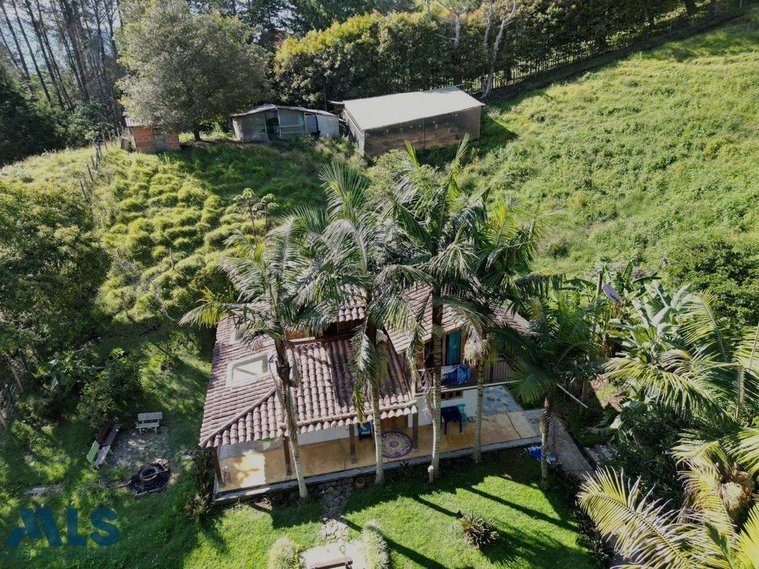 Finca in La Ceja, Colombia 2 - 18404168