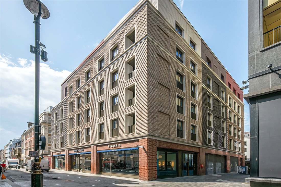 Apartment in Soho, England 1 - 18408405
