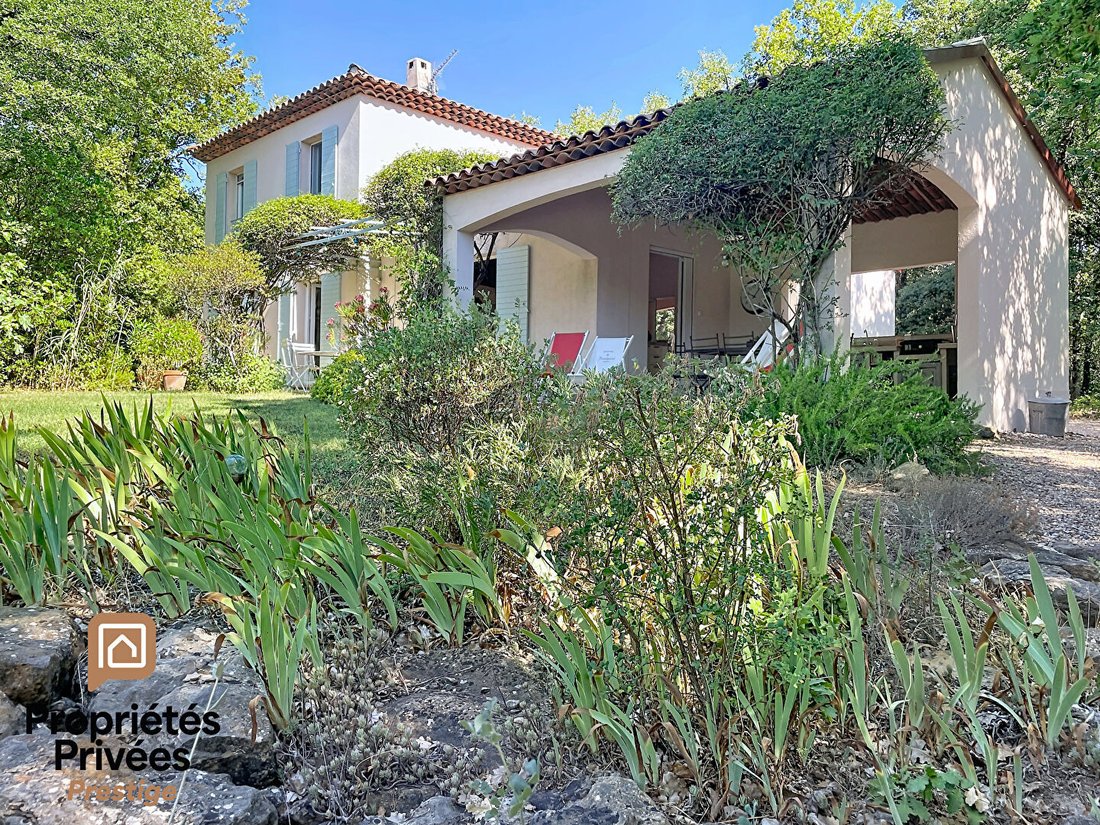 Villa in Forcalqueiret, Provence-Alpes-Côte d'Azur, France 2 - 18405691
