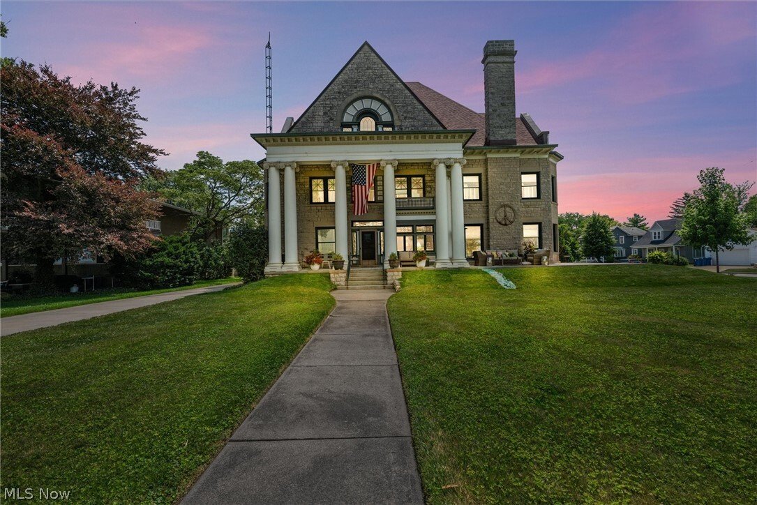 House in Port Clinton, Ohio, United States 1 - 18264019