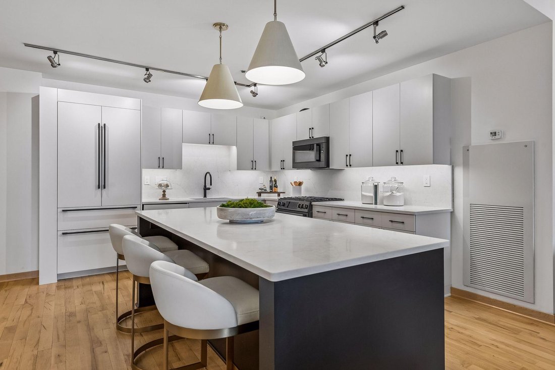 House in Minneapolis, Minnesota, United States 1 - 18413580