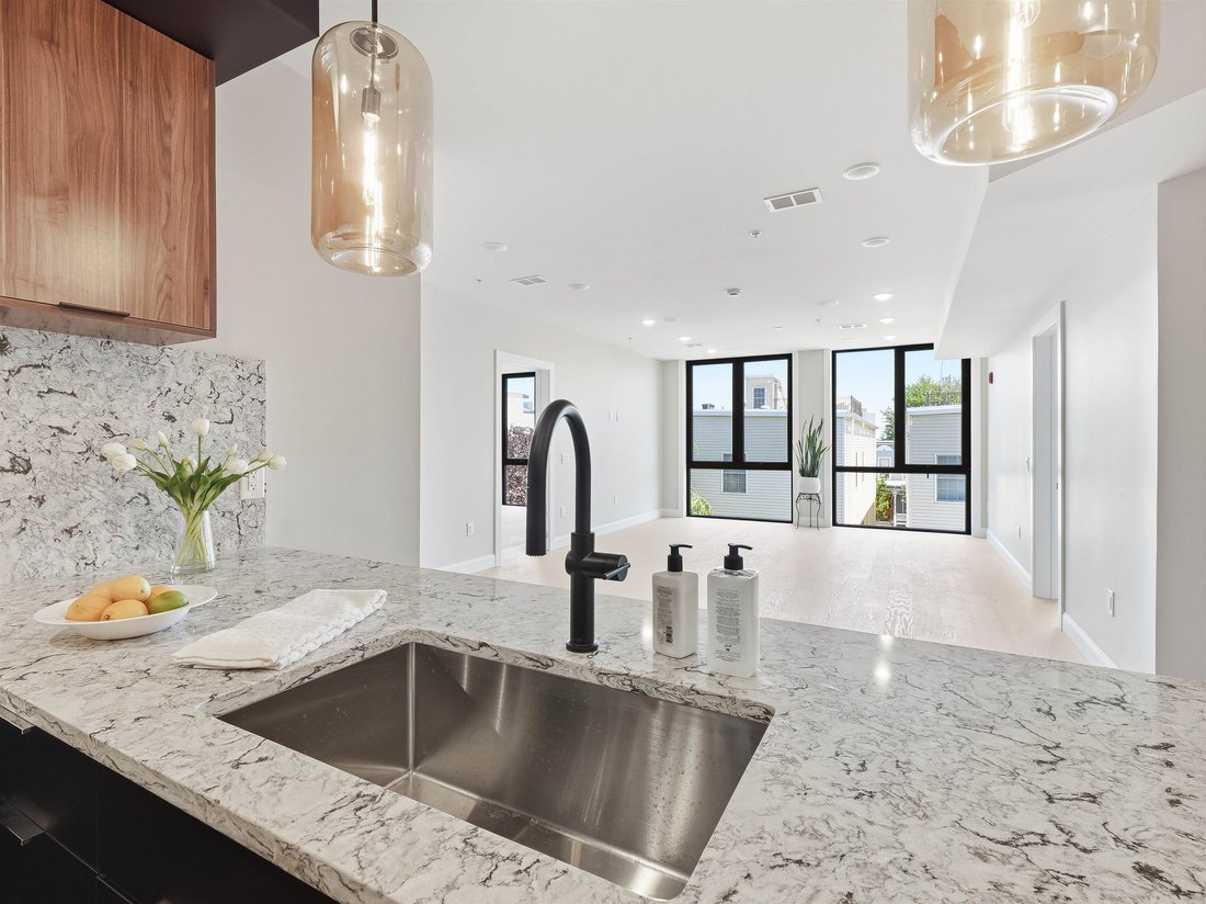 Condo in Jersey City, New Jersey, United States 5 - 18405247