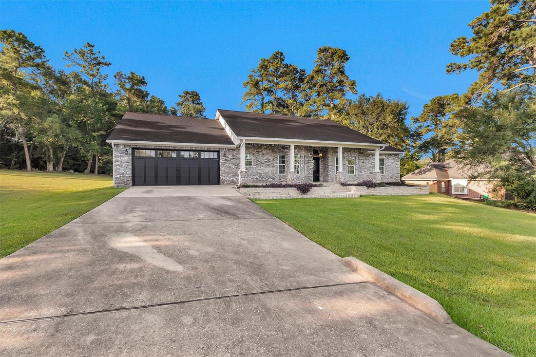 House in Conroe, Texas, United States 3 - 18403586