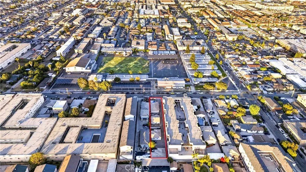 Hawthorne, California, United States 5 - 18411326