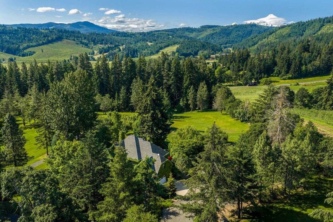 House in Hood River, Oregon, United States 3 - 17559074