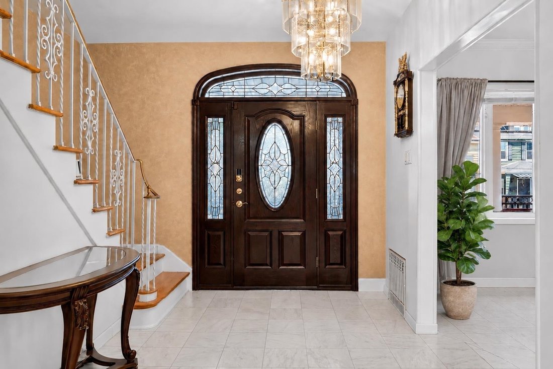House in Bayonne, New Jersey, United States 4 - 18410401
