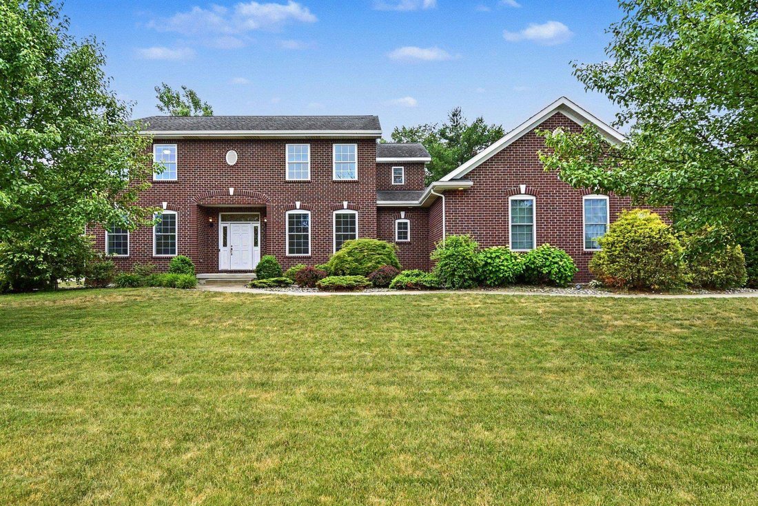 Maison à Midland, Michigan, États-Unis 2 - 18406349