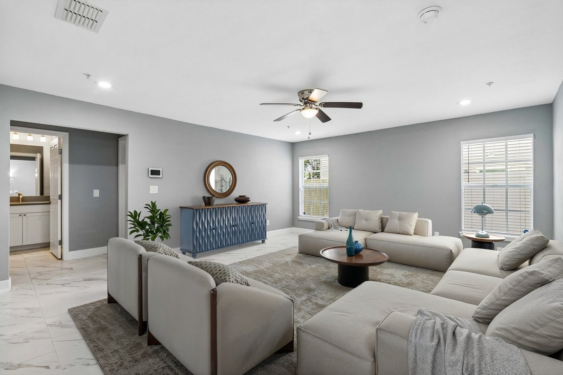 House in Tampa, Florida, United States 3 - 18417686