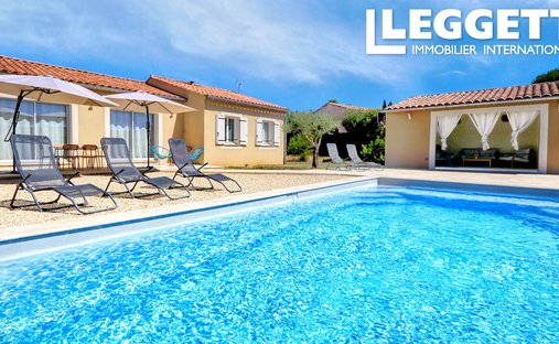 House in Gargas, Provence-Alpes-Côte d'Azur, France 1