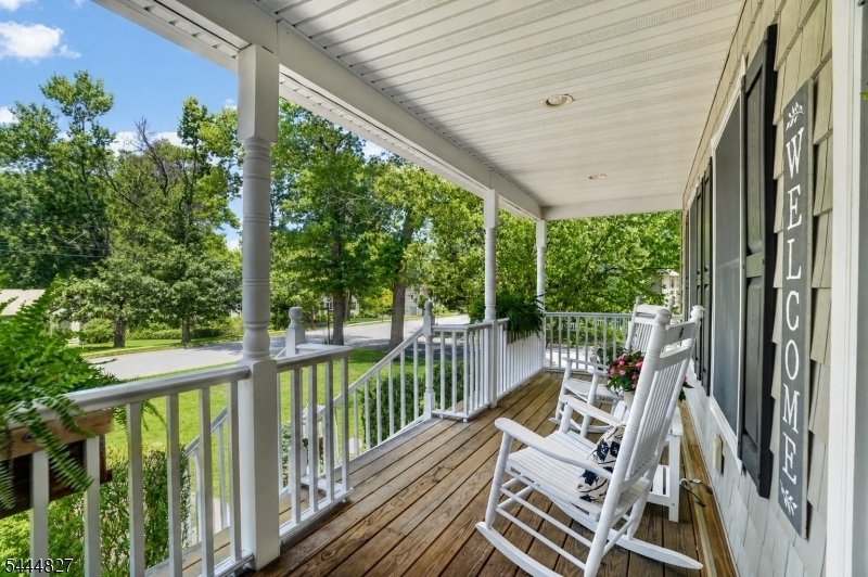 House in Livingston, New Jersey, United States 4 - 18410427