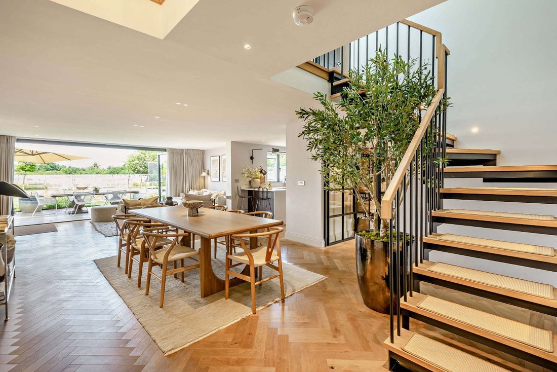 House in Maidens Green, Winkfield, England 2 - 18403150