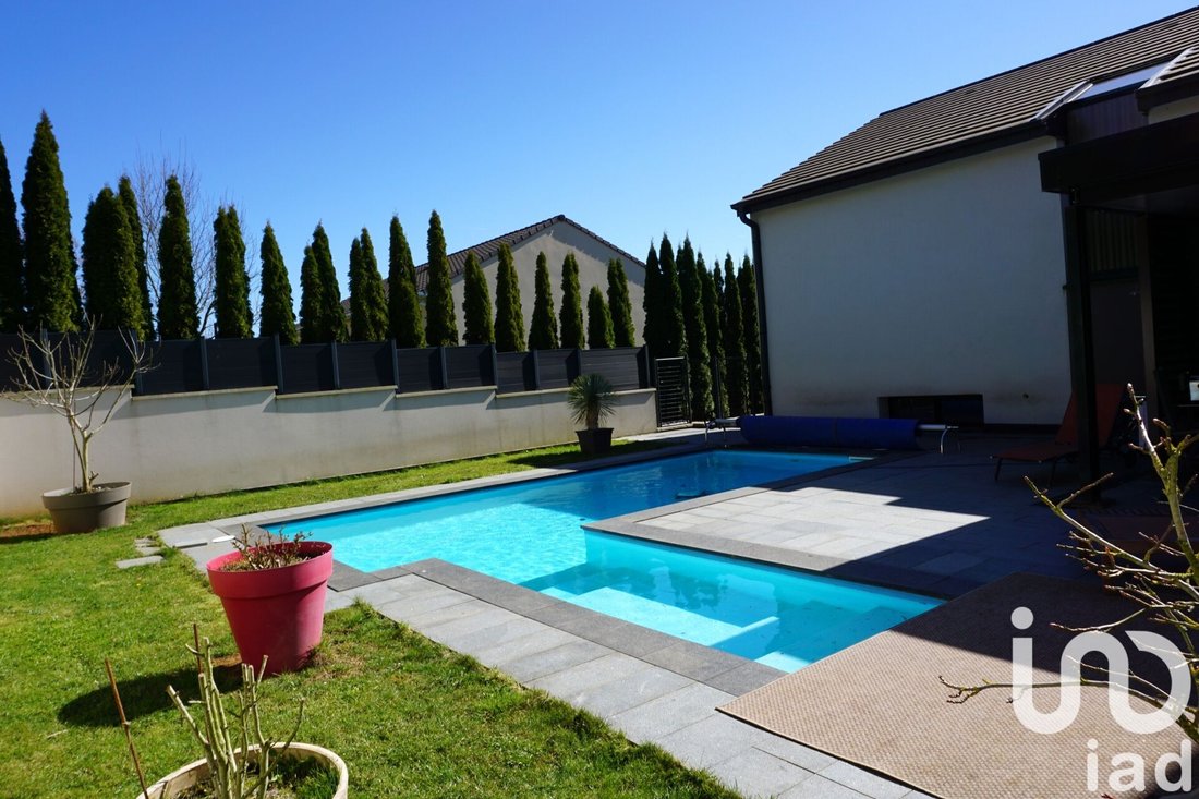 House in Gare-Gambetta-Piemont, Mont-Saint-Martin, France 4 - 18414183