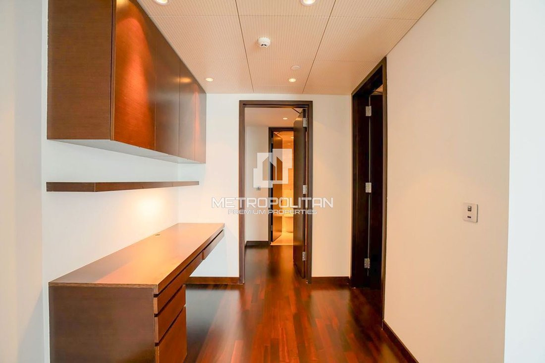 Apartment in Burj Khalifa, Downtown Dubai, Dubai 5 - 18404510