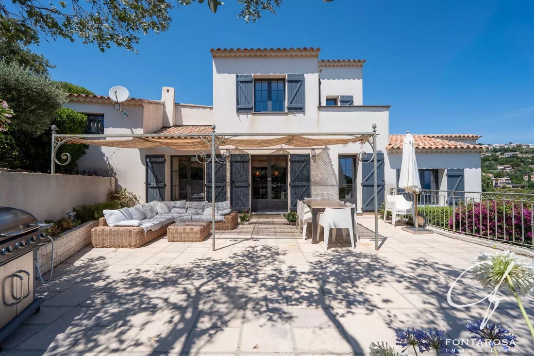 Villa in Les Issambres, Roquebrune-sur-Argens, France 2 - 18415182