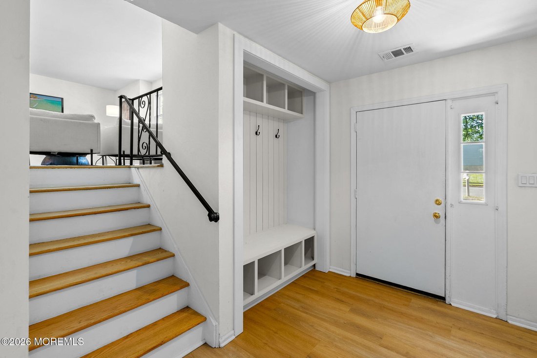House in Metuchen, New Jersey, United States 3 - 18411365