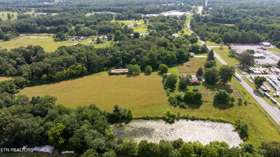 House in Crossville, Tennessee, United States 2 - 18414705