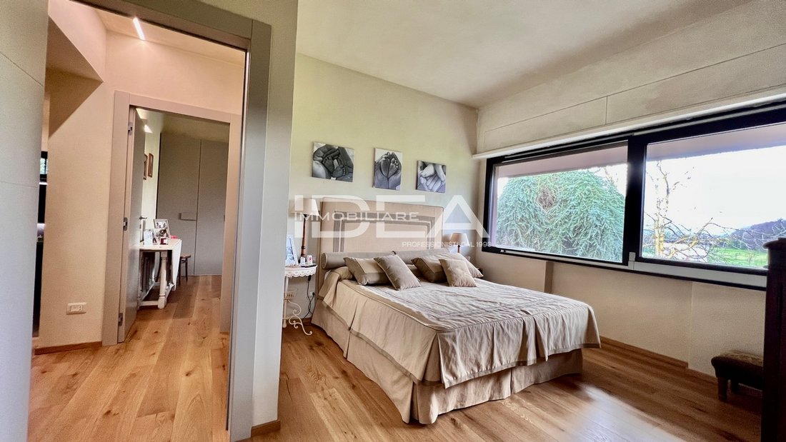 Villa in Verciano, Capannori, Tuscany 3 - 18404494