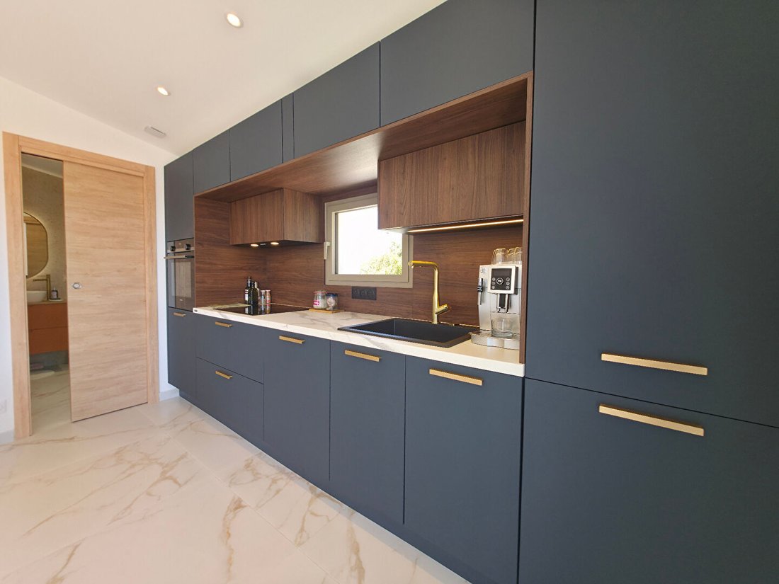 Villa in Beaucours-La Gorguette-La Morvenede, Sanary-sur-Mer, France 3 - 18405550