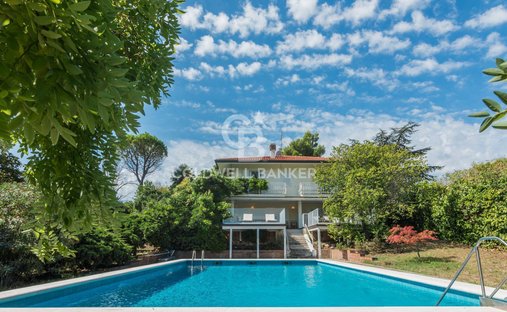 Villa in Misano Adriatico, Emilia-Romagna, Italy 1