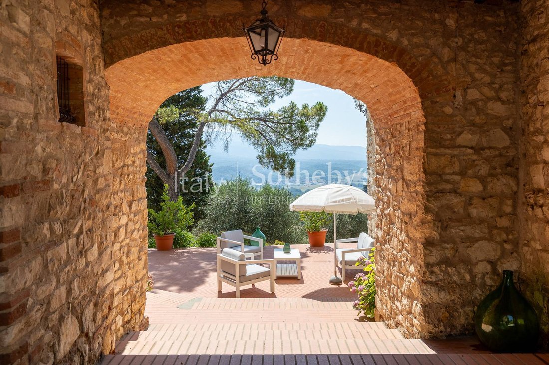 House in Rignano sull'Arno, Tuscany, Italy 3 - 18416121