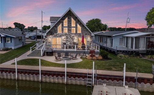 House in Port Clinton, Ohio, United States 1