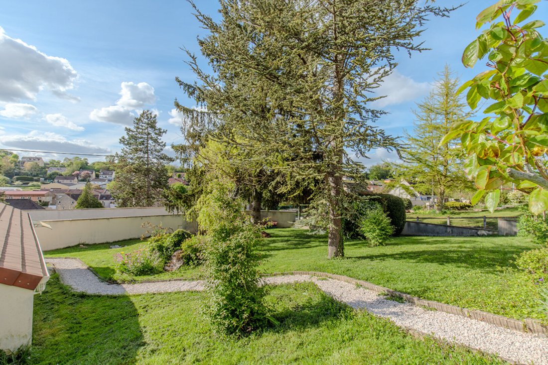 Villa in Gaillon-sur-Montcient, Ile-de-France, France 2 - 18405965