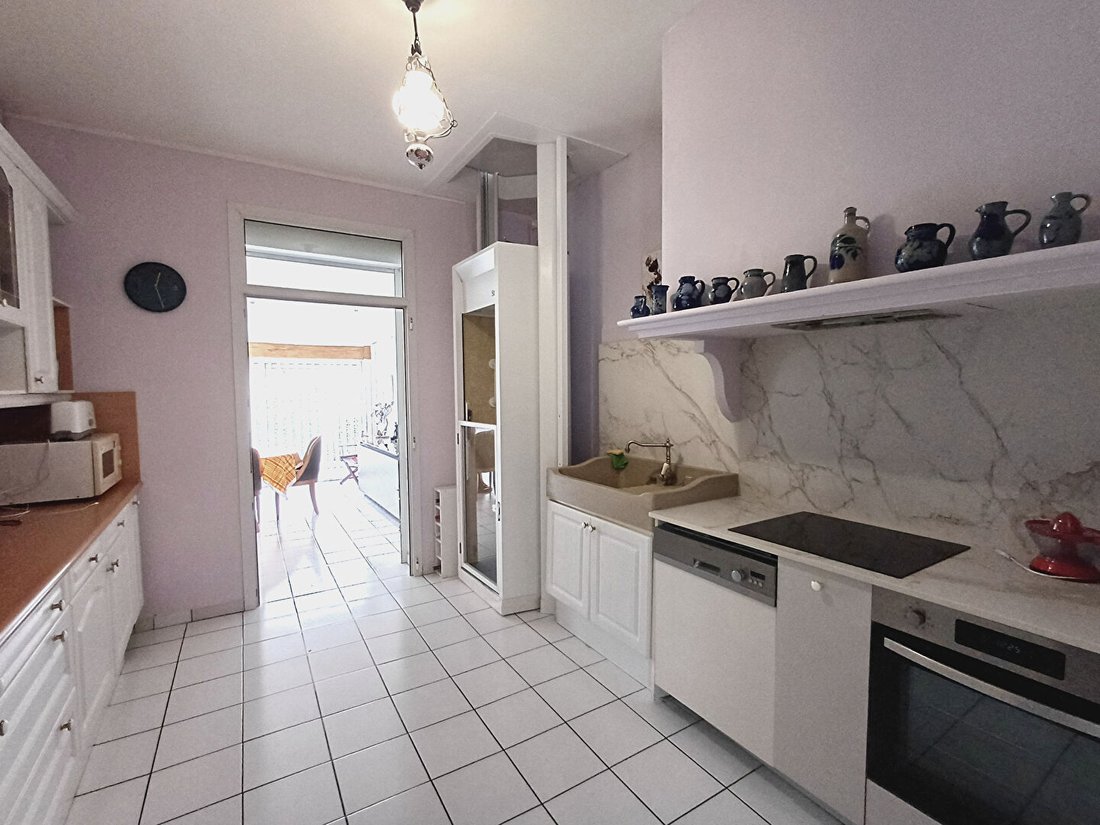 Villa in Les Platanes, Perpignan, France 3 - 18405934