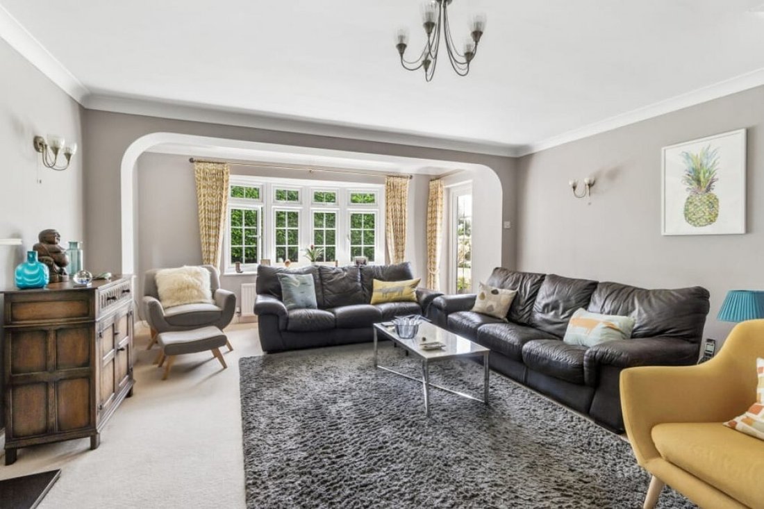 House in Chalfont Saint Peter, England 2 - 18402838