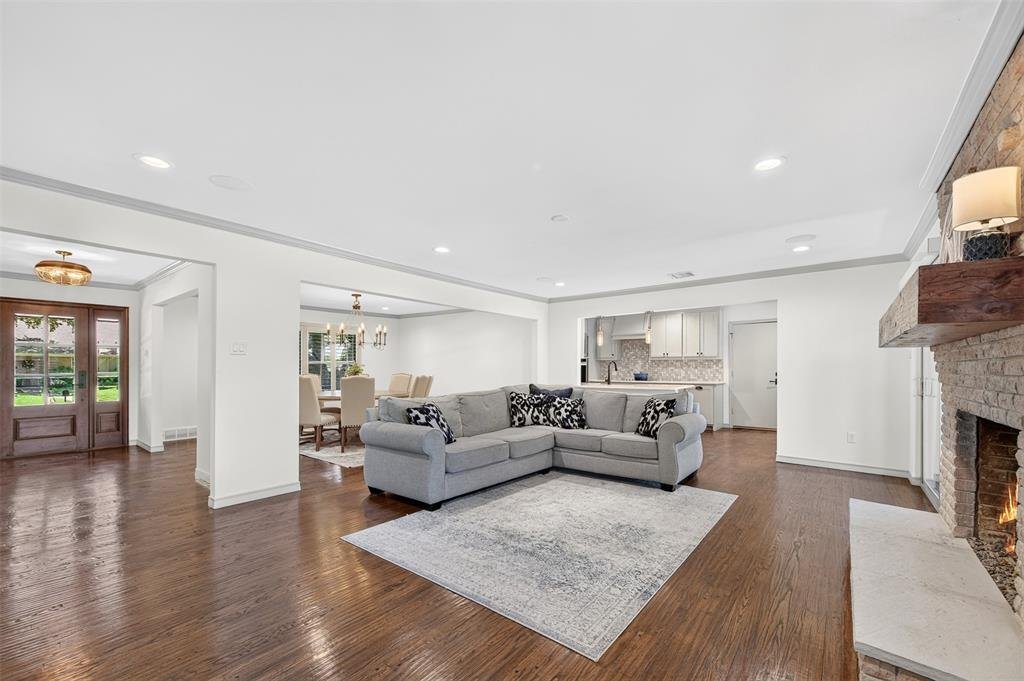 Casa a Farmers Branch, Texas, Stati Uniti 3 - 18411502