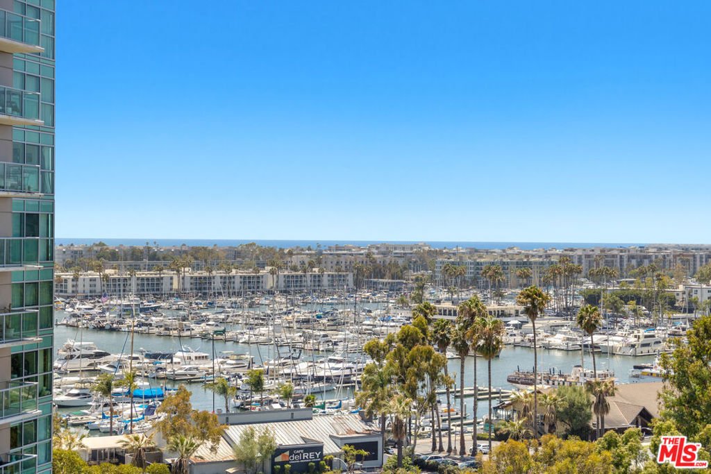 Condo in Marina del Rey, California, United States 1 - 18403405