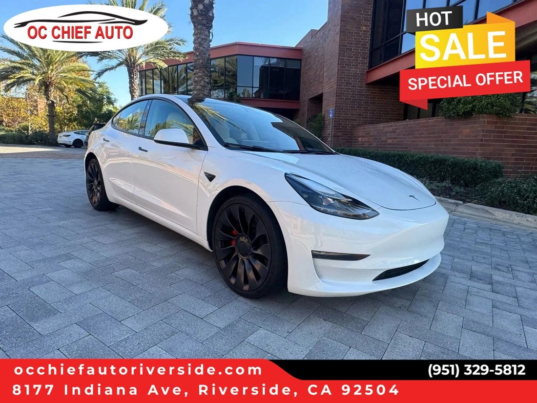 Sedan in Riverside, CA, United States 1 - 18412228